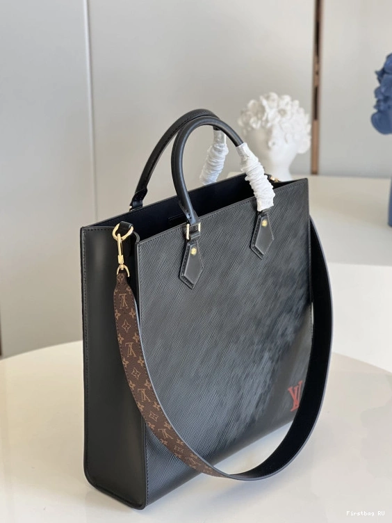 First bags ru LOUIS VUITTON SAC PLAT PETIT 0810